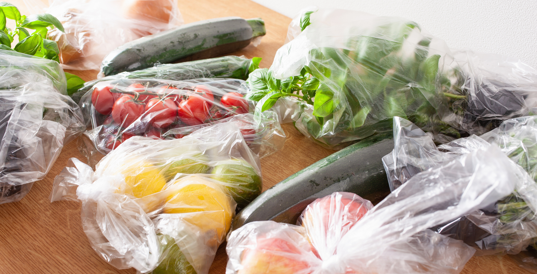 Seimas patvirtino: prekybininkai nuo liepos mėnesio turės apmokestinti ploniausius plastiko maišelius